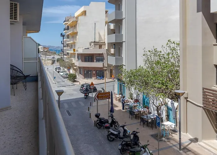 Downtown Guesthouse By Estia